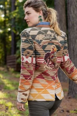 Double D Ranch Yellowstone Camp Blanket Jacket