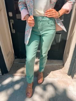 Reese High Rise Fab Ab Ankle Straight Leg Jean