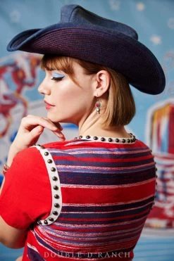 Moon-n-Cow -Fashion Store T3797 Moo N Cow Tee 075 5000x 6f03d8a0 2830 45f9 93aa bceca7e8c05c