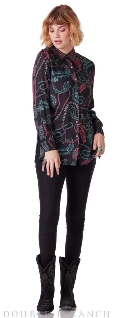 Wares Of The Plaza Top